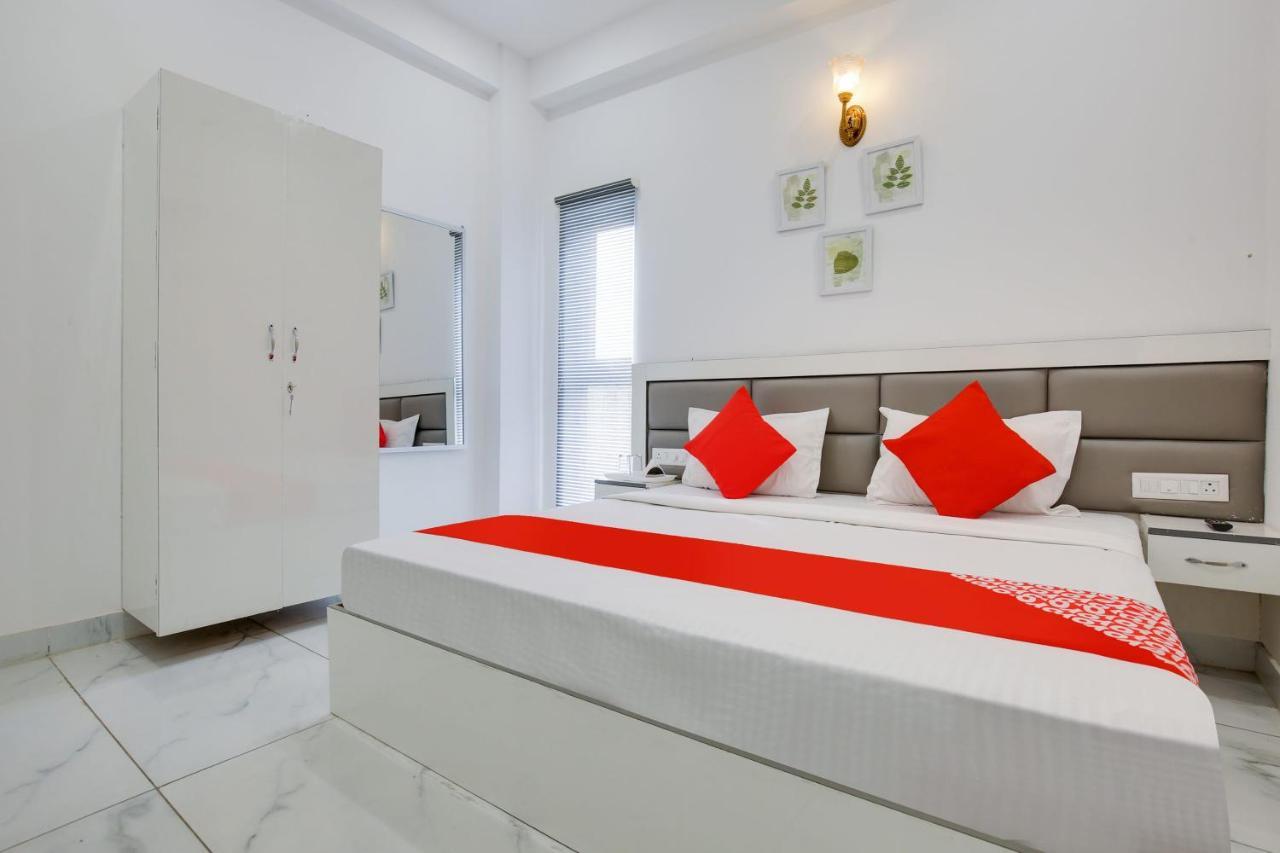 Hotel O Sky White House لوديانا المظهر الخارجي الصورة